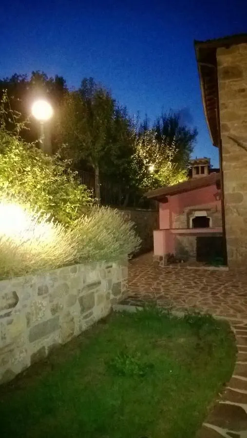 La Collina Dei Franchi Bed & Breakfast Camporgiano 2*,  Italy